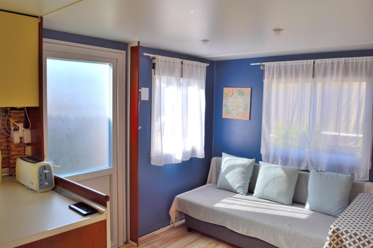Отель Casita Movil En Camping De La Manga Экстерьер фото
